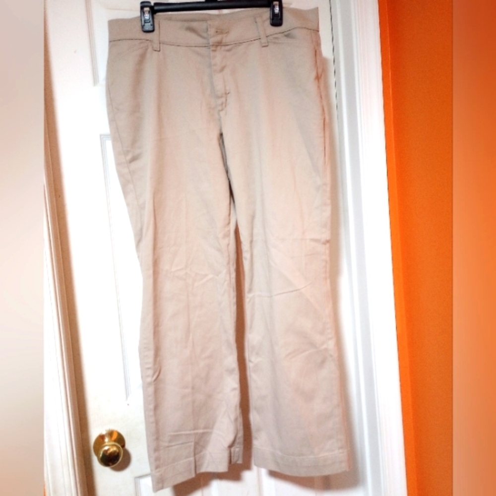 Riders by Lee women's khaki jeans size 14P like new